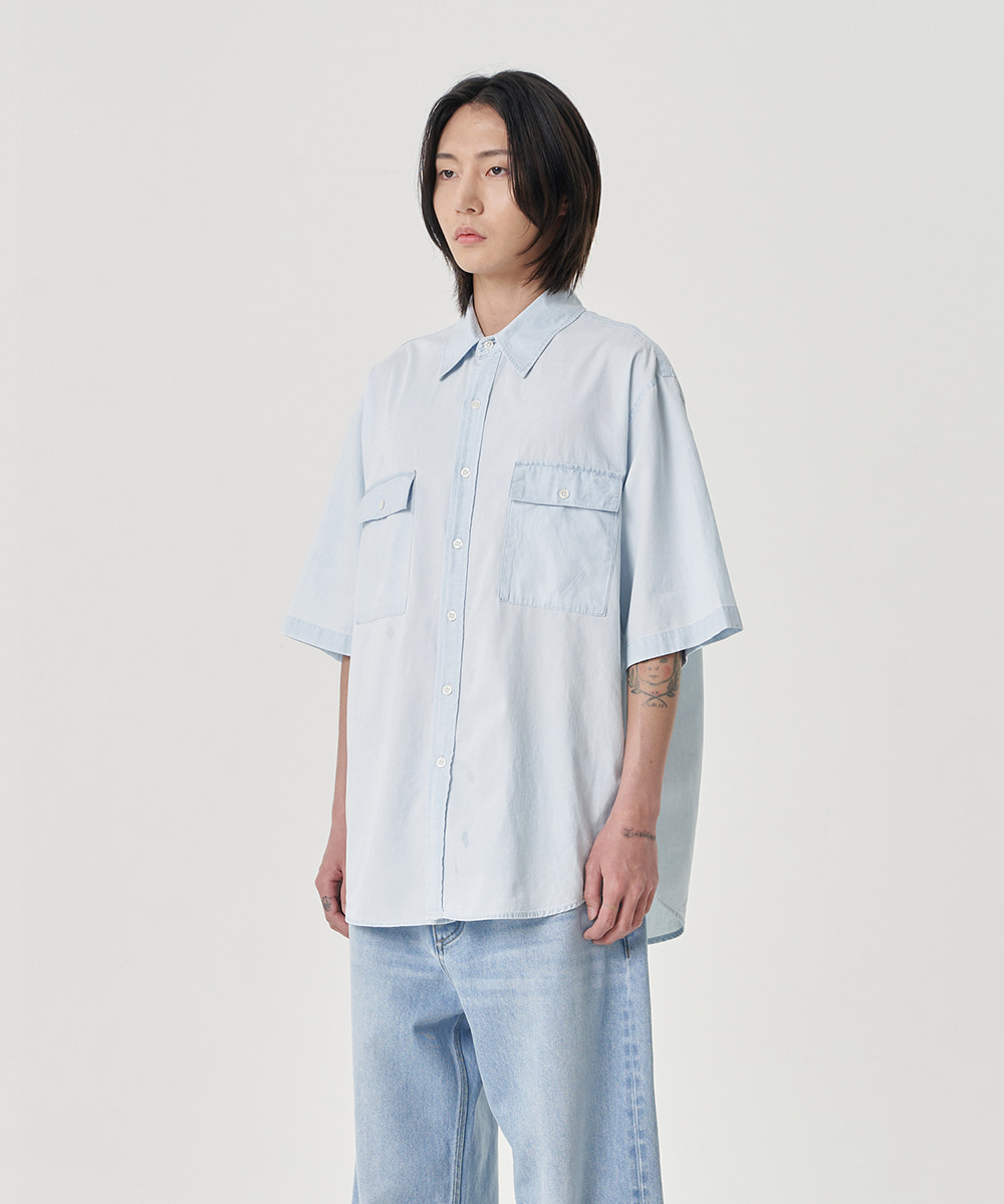 NOUN노운 wide pocket denim shirt (light blue)