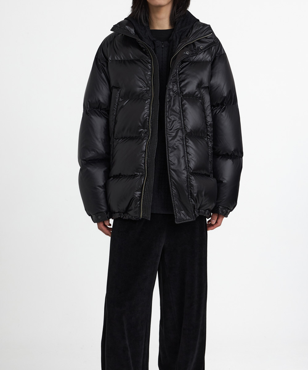 YOUTH유스 Oversized Puffer Down Jacket Black Glossy