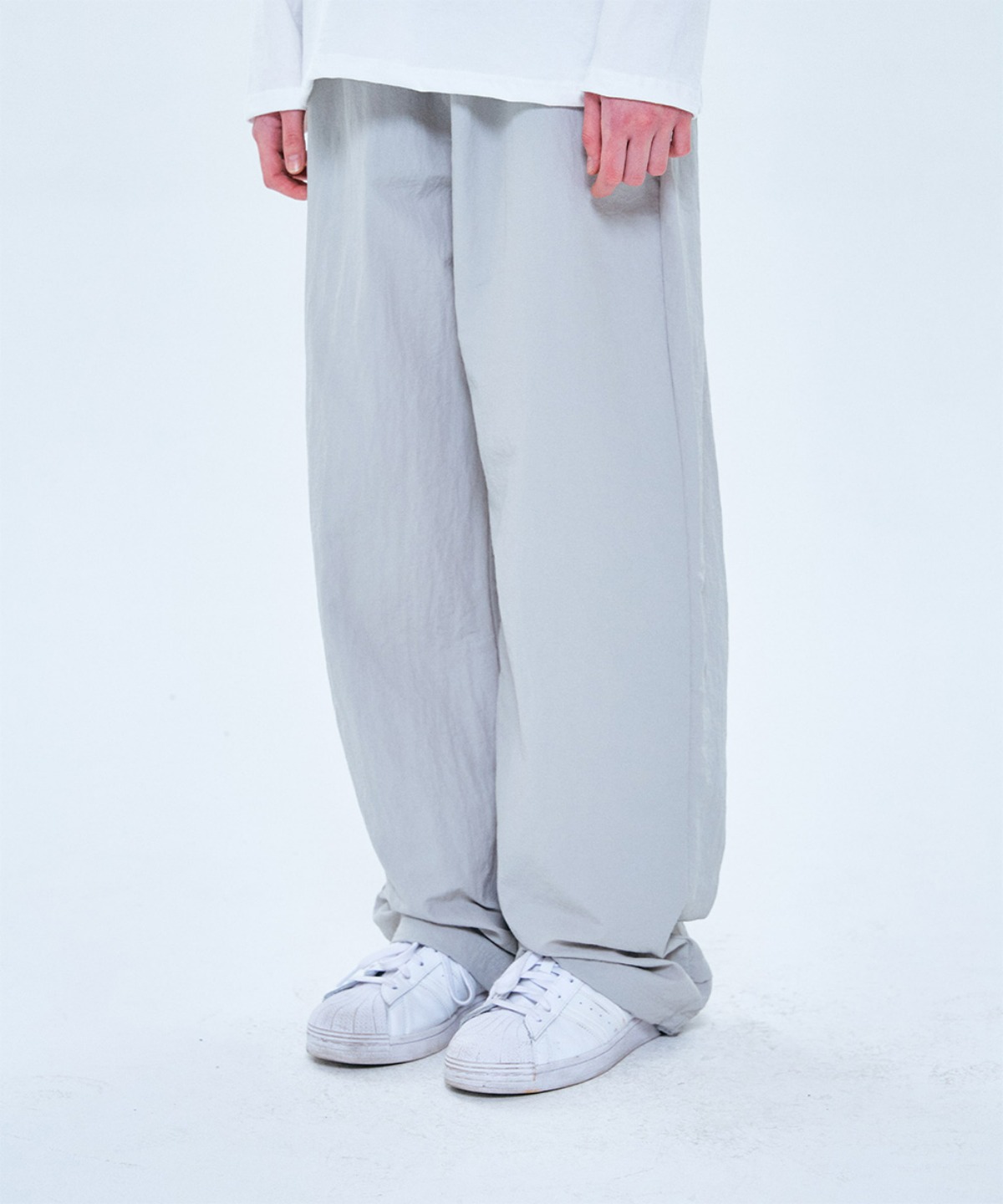 THE COLDEST MOMENT더콜디스트모먼트 TCM easy nylon pants (light grey)