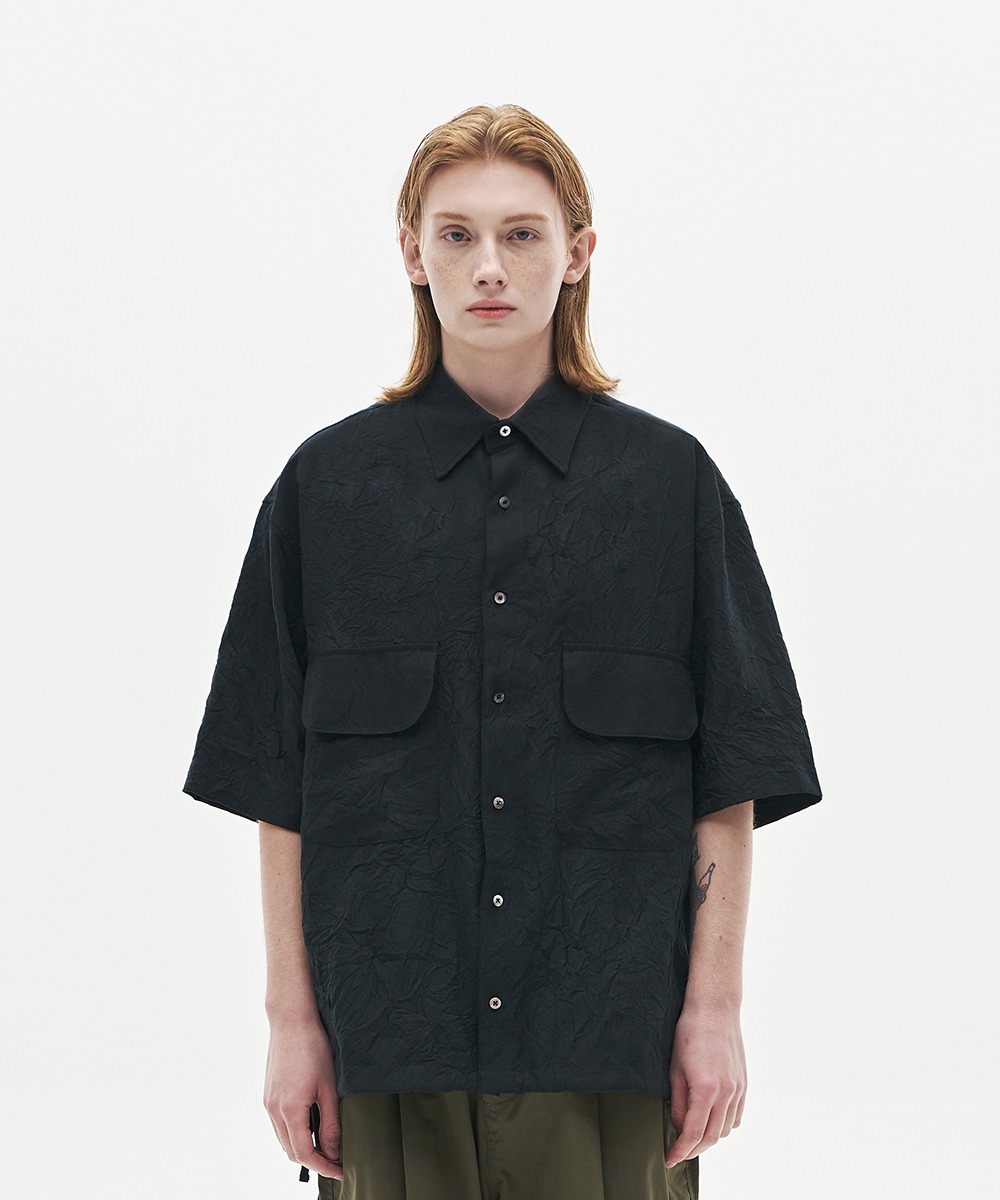 NOUN노운 loosed big pocket shirts (crease black)