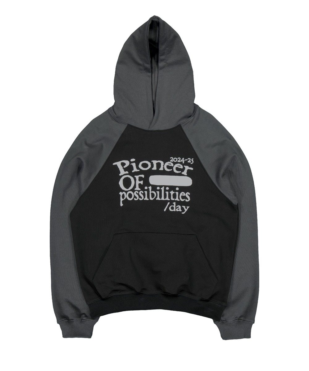 THE COLDEST MOMENT더콜디스트모먼트 TCM pioneer raglan hoodie (black/charcoal)