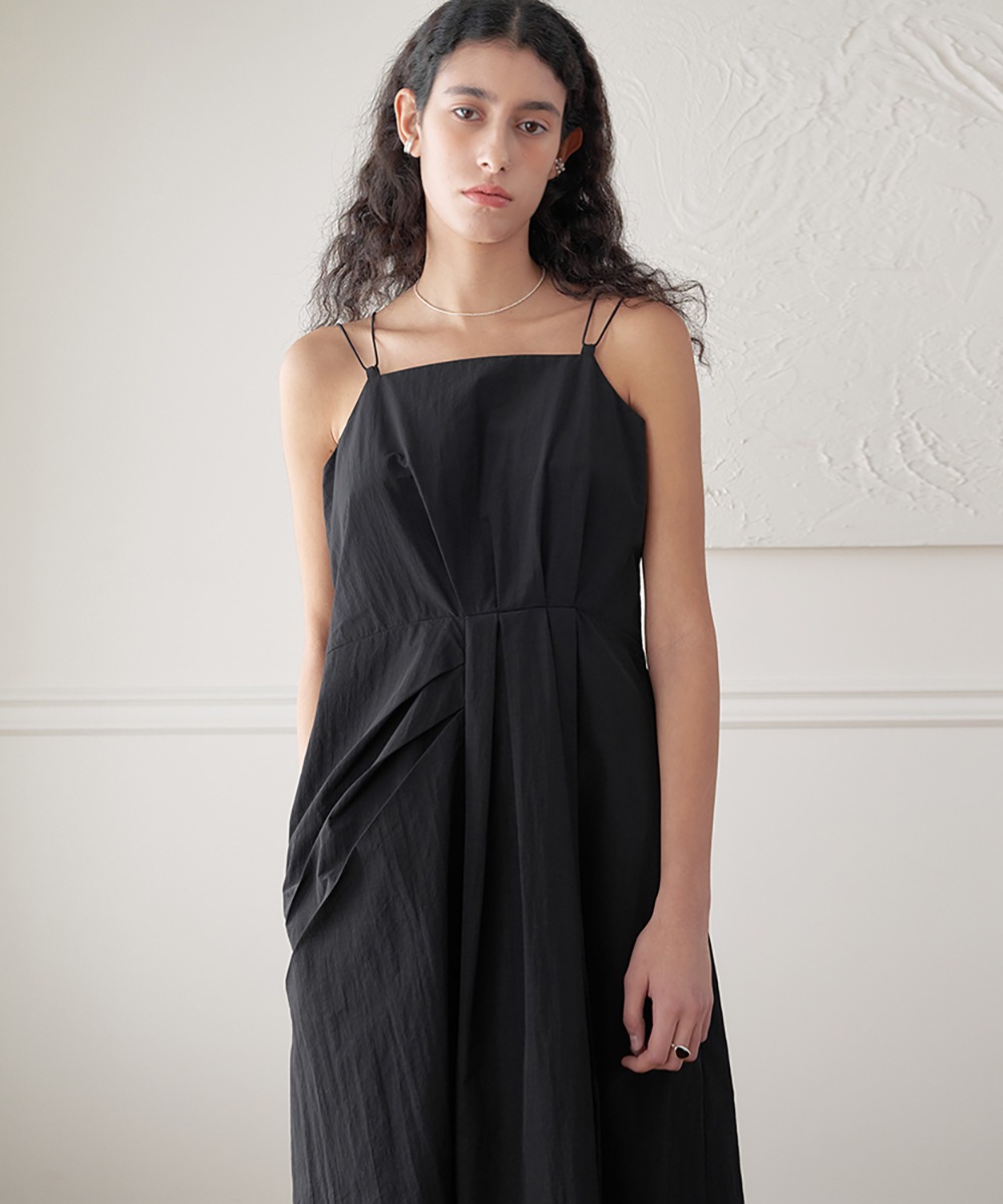 noirer for WOMEN노이어 포 우먼 코튼 나일론 드레이핑 드레스 (블랙)